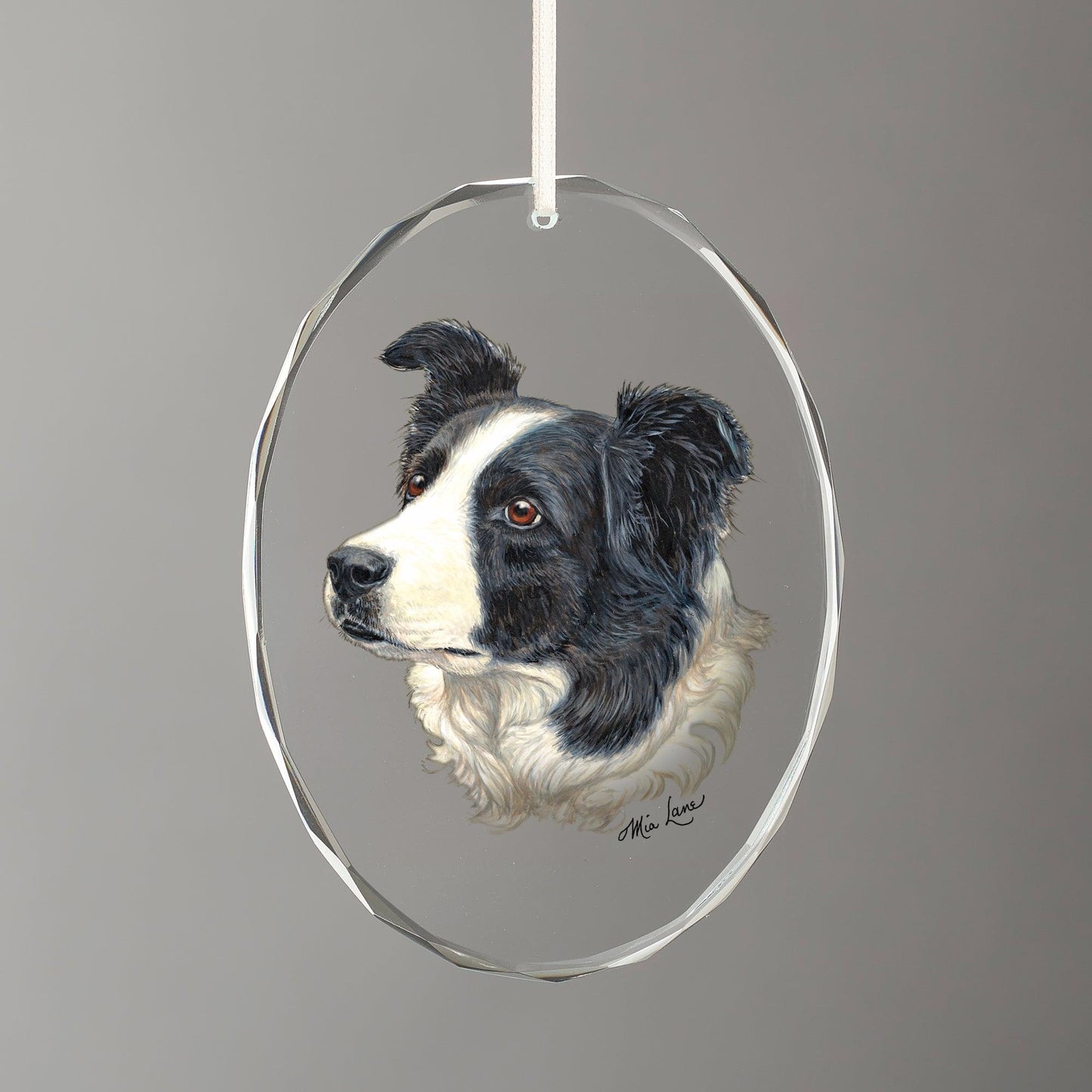 Border Collie Oval Glass Ornament - Wild Wings