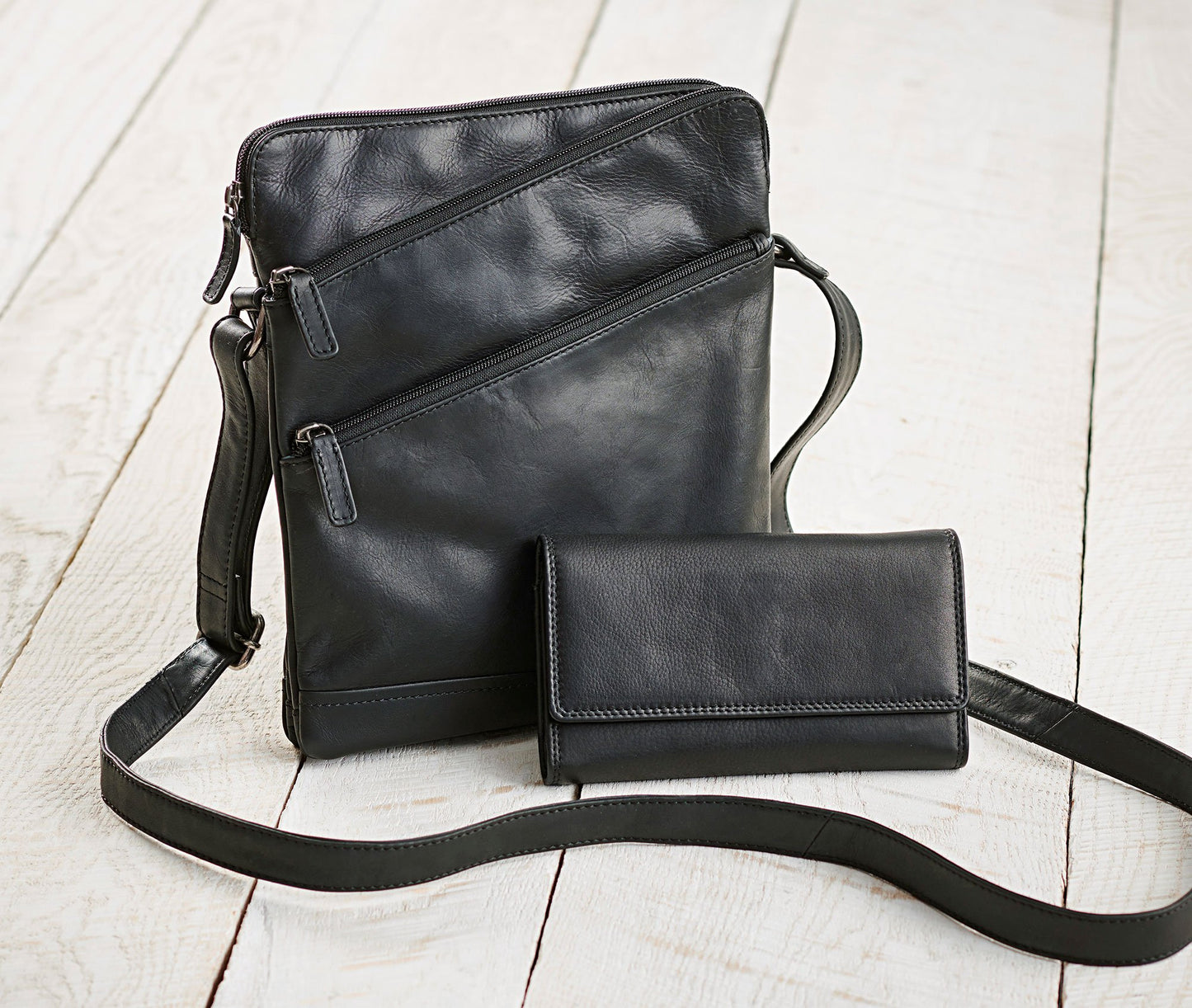 Black Voyager Leather Handbag - Wild Wings
