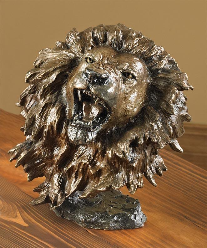 Dominance Lion Sculpture - Wild Wings