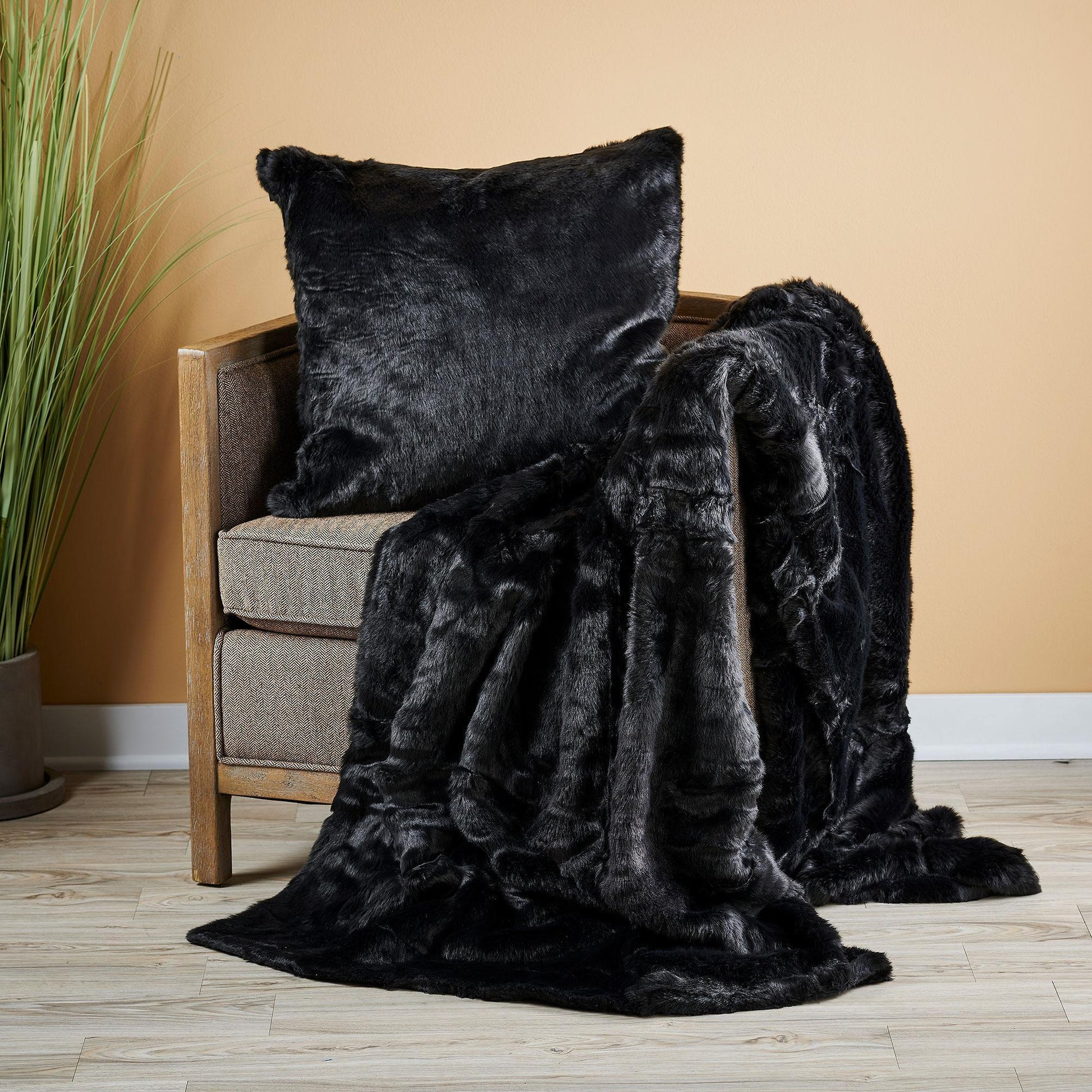 Limited Edition Arctic Wolf Faux Fur Throws -Fabulous-Furs