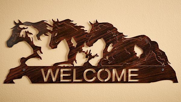 Horse Trio Welcome Sign - Wild Wings
