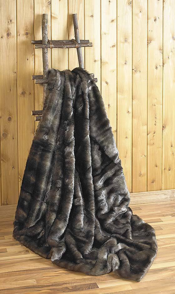 Bear Faux Fur Throw Blanket - Wild Wings