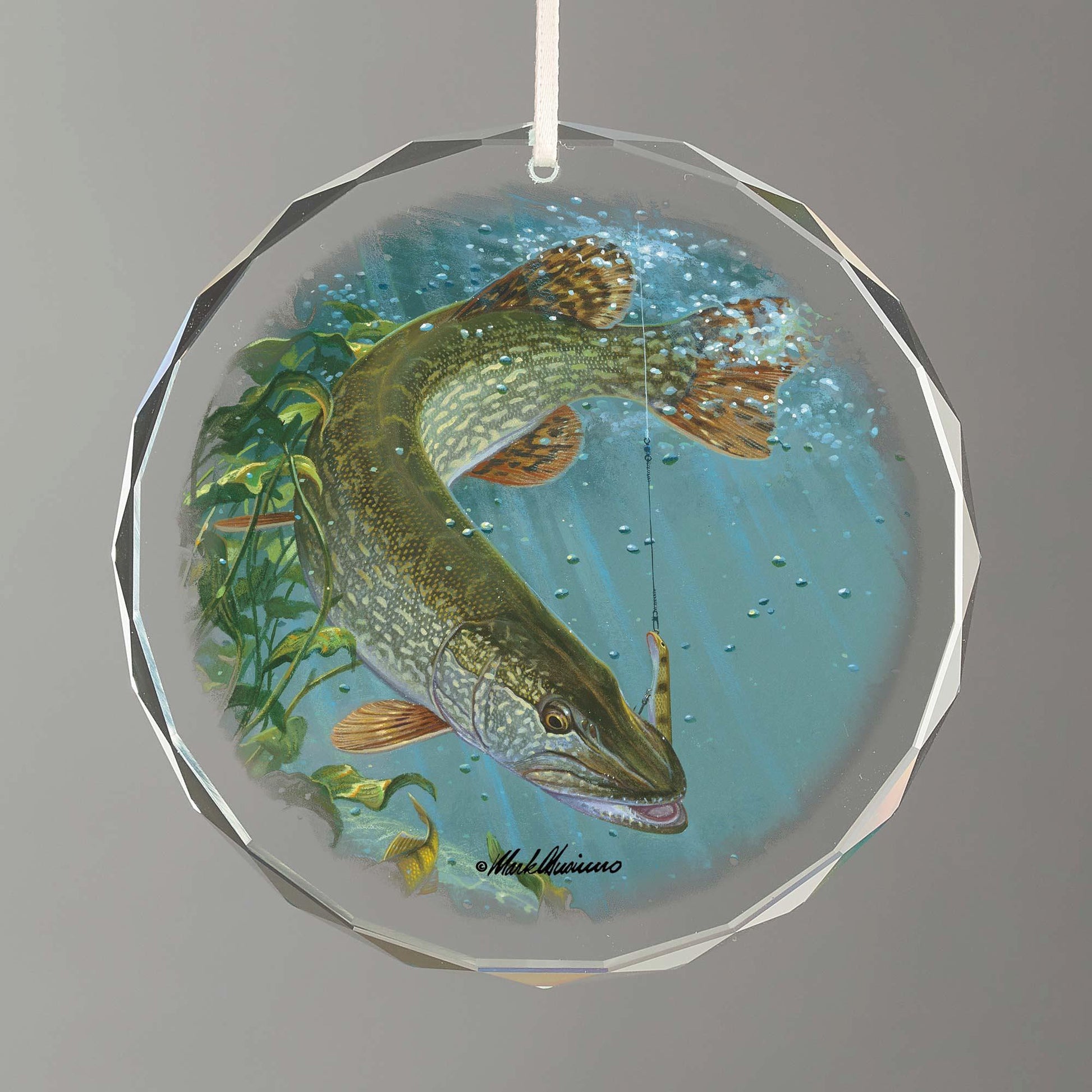 Jerkbait-Northern Pike Round Glass Ornament – Wild Wings